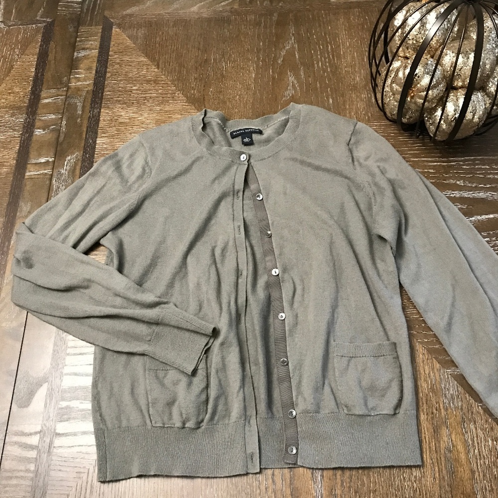 Banana Republic Gray Button Up Cardigan